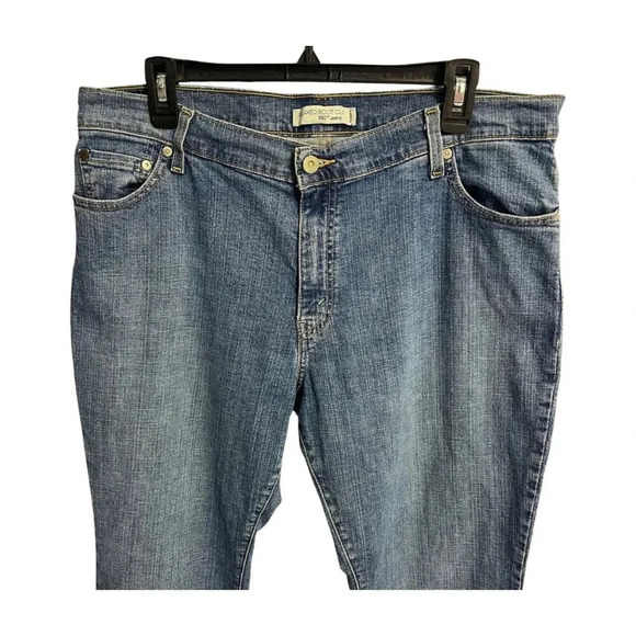 LEVIS Relaxed Boot Cut 550 Jeans Womens 16 Short - Picture 2 of 16